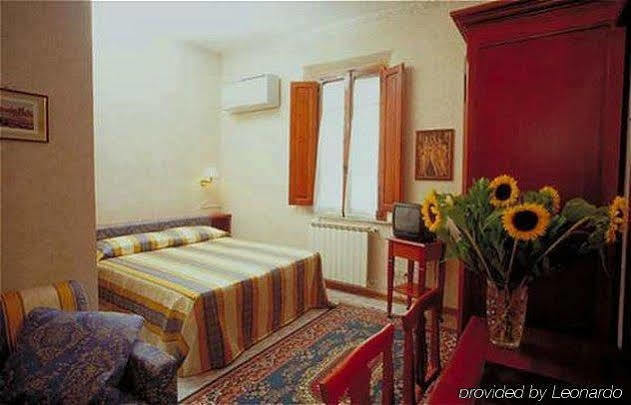 Hotel Moderno เซียนา ภายนอก รูปภาพ